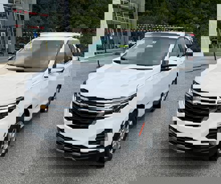 Used 2022 Chevrolet Equinox LT image 3
