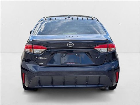 Used 2020 Toyota Corolla LE image 4