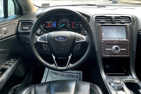 Used 2020 Ford Fusion Titanium image 7