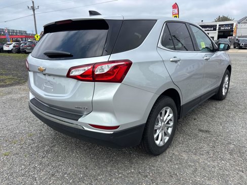 Used 2020 Chevrolet Equinox LT w/ Driver Convenience Package image 5