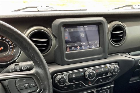 Used 2023 Jeep Wrangler Sport image 6