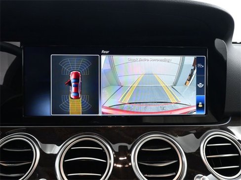 Certified 2018 Mercedes-Benz E 300 image 3
