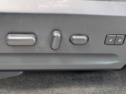 Used 2016 Ford Expedition XLT w/ Equipment Group 202A image 22
