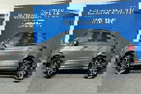 Used 2022 Audi Q3 2.0T Premium w/ Black Optic Sport Package image 6