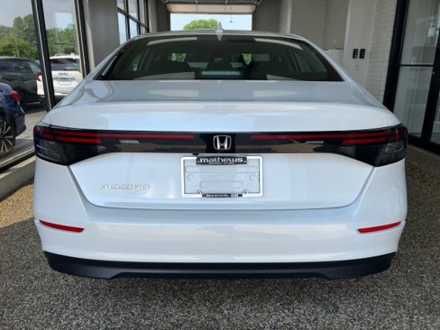 Used 2023 Honda Accord LX image 3