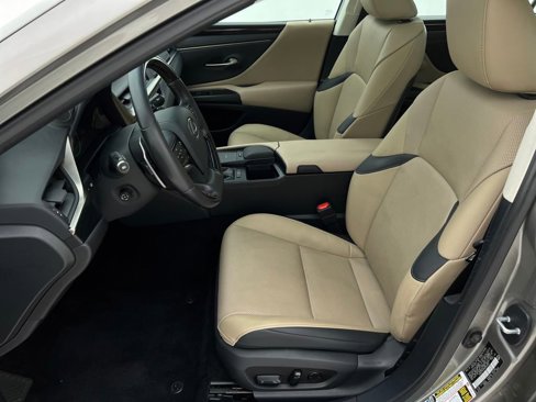Used 2021 Lexus ES 250 w/ Premium Package image 11