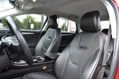 Used 2015 Ford Fusion Titanium image 24