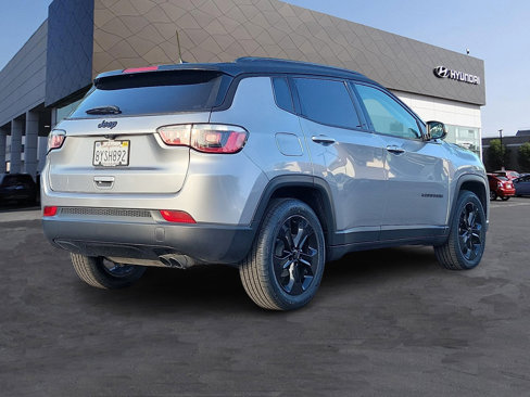 Used 2018 Jeep Compass Altitude w/ Popular Equipment Group image 2