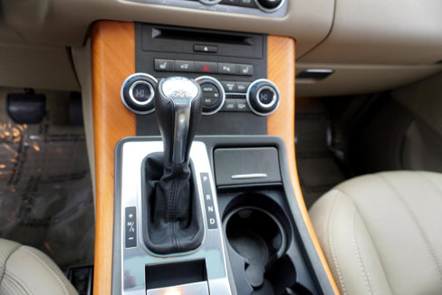 Used 2012 Land Rover Range Rover Sport HSE LUX image 16