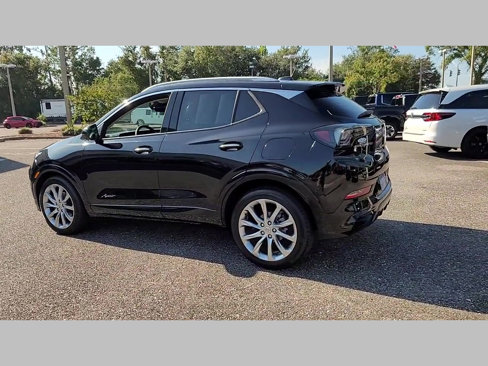 Used 2024 Buick Encore GX Avenir w/ Avenir Technology Package image 17
