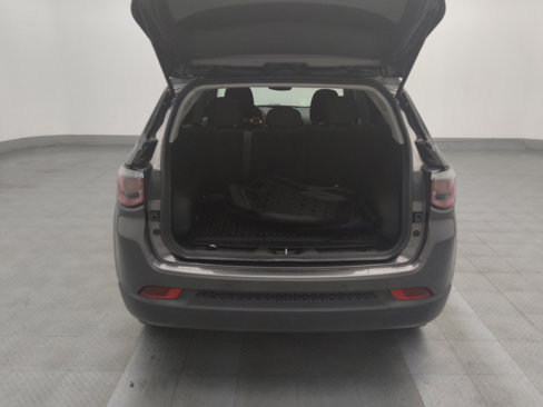 Used 2018 Jeep Compass Sport w/ Tech Group image 29
