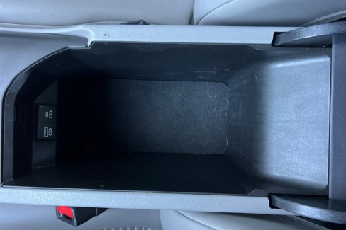 Used 2022 Toyota Camry SE image 32