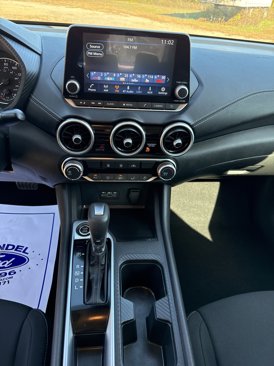 Used 2022 Nissan Sentra SV image 21