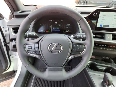 Used 2025 Lexus UX 300h FWD image 21