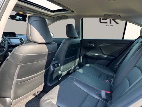 Used 2016 Honda Accord EX-L image 10