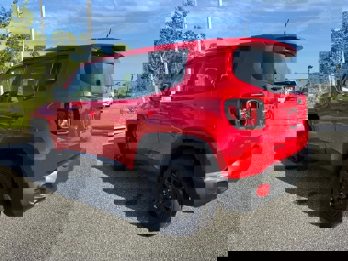 Used 2022 Jeep Renegade Sport image 6