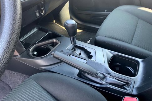 Used 2018 Toyota RAV4 LE image 18