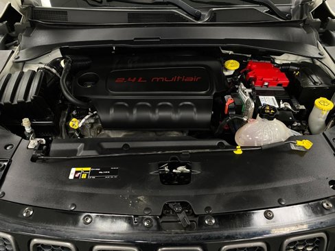 Used 2019 Jeep Compass High Altitude image 11