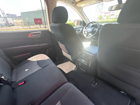 Used 2018 Nissan Pathfinder SV w/ SV Tech Package image 50