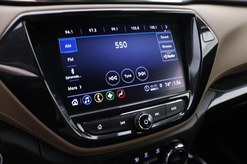 Used 2022 Chevrolet TrailBlazer ACTIV w/ Technology Package image 8