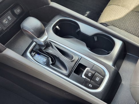 Used 2019 Hyundai Santa Fe SE image 24