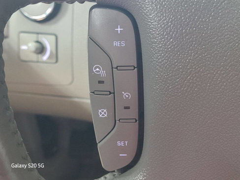 Used 2009 Cadillac DTS w/ Sun And Sound Package image 30