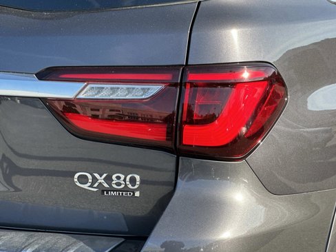 Used 2019 INFINITI QX80 Limited w/ All-Season Package image 11