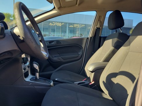 Used 2017 Ford Fiesta SE image 21