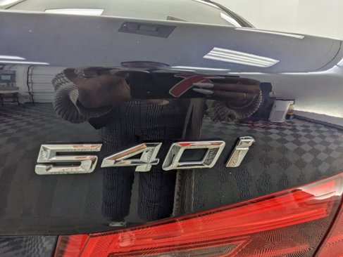 Used 2017 BMW 540i xDrive image 21