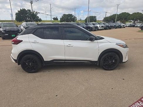 Certified 2024 Nissan Kicks SR w/ SR Premium Package image 6