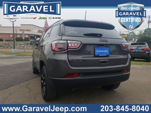Used 2024 Jeep Compass Latitude w/ Convenience Group image 15