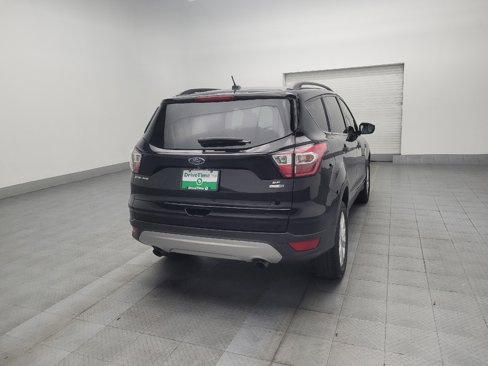 Used 2018 Ford Escape SE image 9
