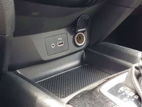Used 2020 Nissan Rogue Sport SV image 27