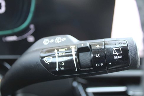Certified 2023 Kia Niro EX Touring image 34