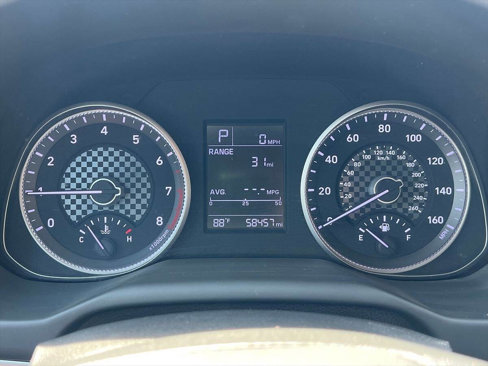 Used 2019 Hyundai Elantra SE image 12