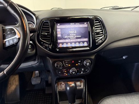 Used 2021 Jeep Compass Limited image 22