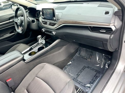 Used 2023 Nissan Altima 2.5 SV image 27