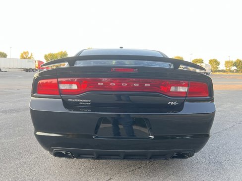 Used 2011 Dodge Charger R/T image 4