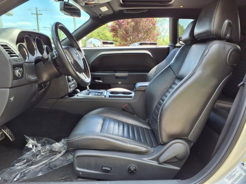 Used 2012 Dodge Challenger R/T Plus image 12