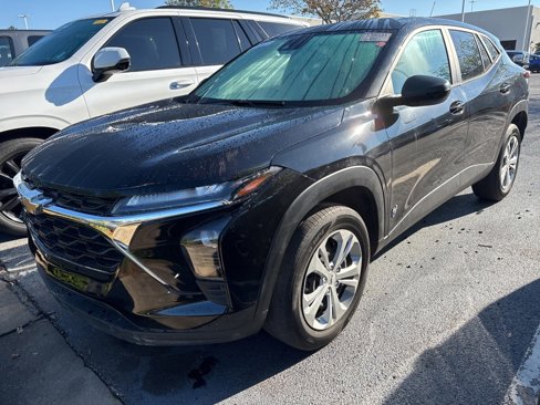 Used 2024 Chevrolet Trax LS image 1