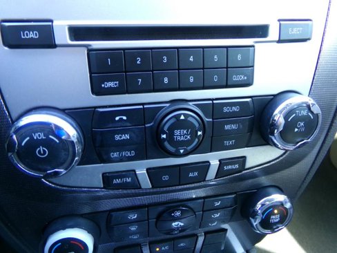 Used 2011 Ford Fusion SEL image 22