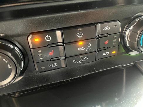 Used 2018 Ford F150 XLT w/ Equipment Group 302A Luxury image 36