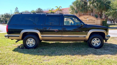 Used 1999 Chevrolet Suburban 4WD w/ Preferred Equipment Group 3 image 5