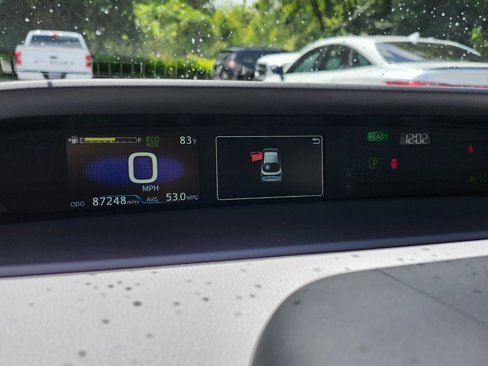 Used 2022 Toyota Prius Limited w/ Premium Convenience Package image 25