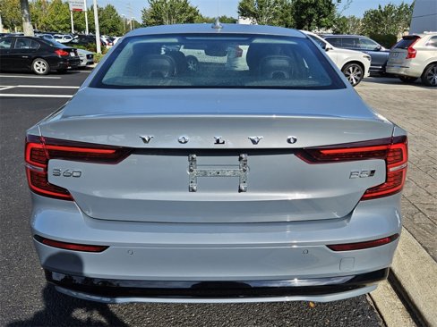 Certified 2024 Volvo S60 B5 Core image 11
