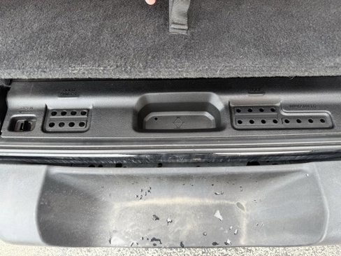Used 2022 Jeep Wrangler Unlimited Sport image 15