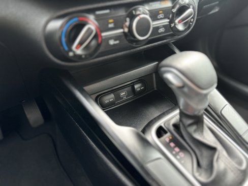 Used 2021 Kia Soul LX image 21