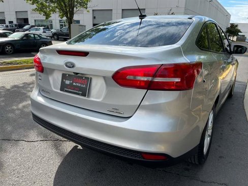 Used 2015 Ford Focus SE image 44