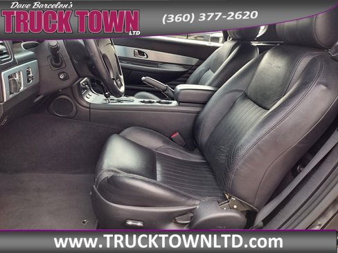 Used 2004 Ford Thunderbird image 17