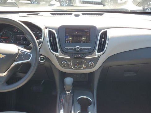 Certified 2022 Chevrolet Equinox LS image 12